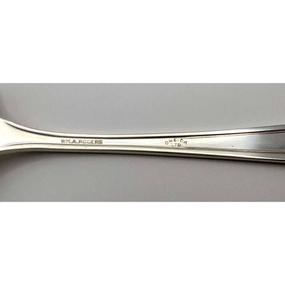 Oneida LTD W.M.A. Rogers Silver Plate Server Fork